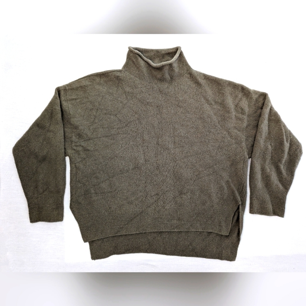 Untie knit forest green wool turtleneck sweater women's size Large